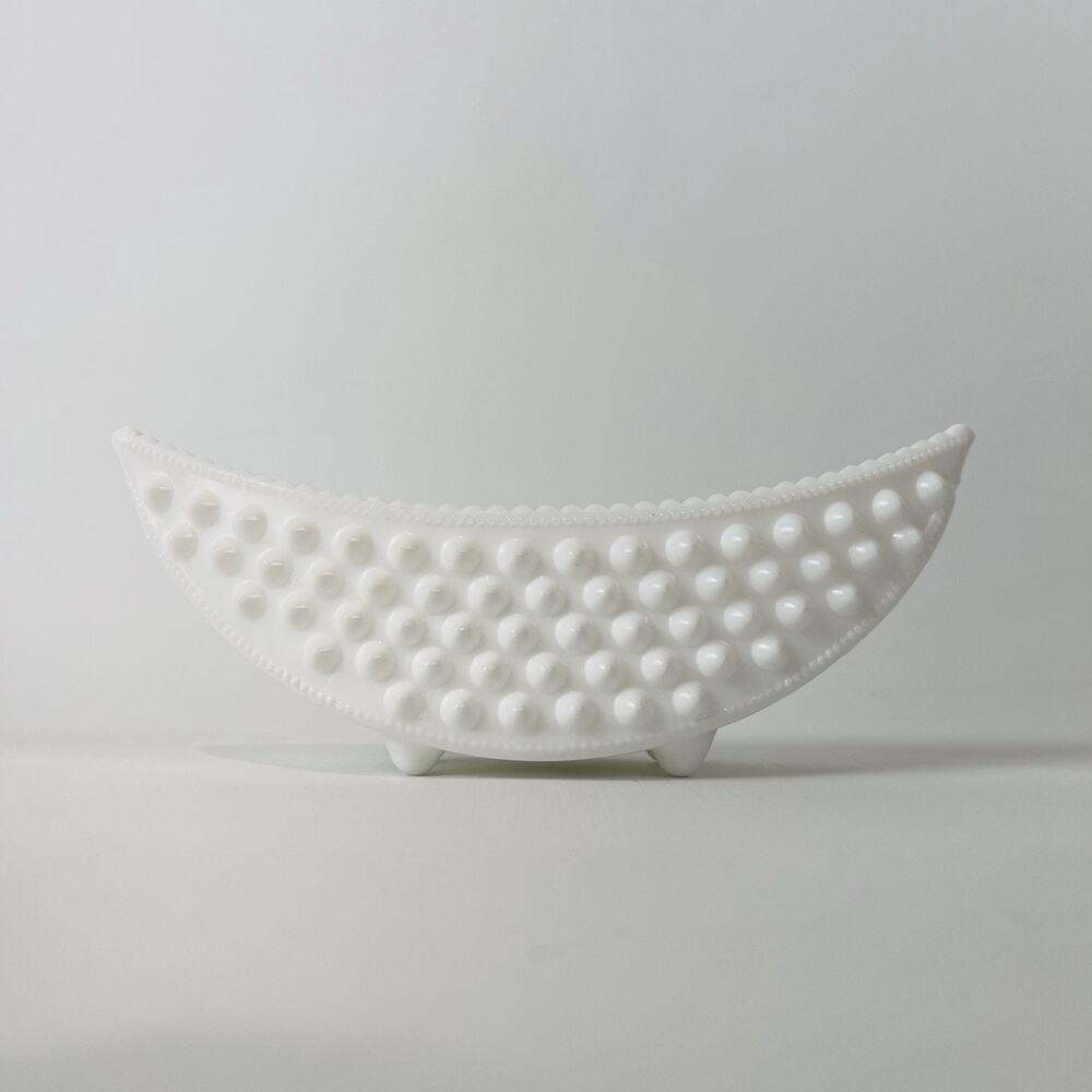VTG White Fenton Hobnail Milk Glass 8" Crescent Moon Planter Pre Logo Petal Foot